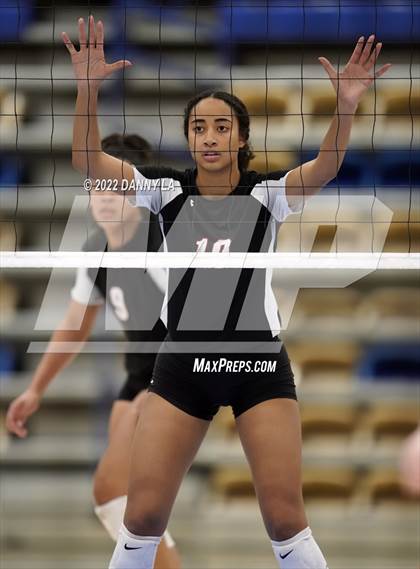 Thumbnail 3 in Northern vs. North Hagerstown (MPSSAA Class 3A Final) photogallery.