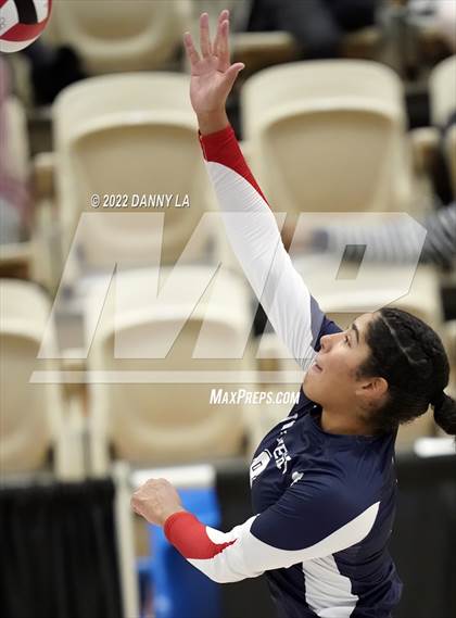 Thumbnail 3 in Northern vs. North Hagerstown (MPSSAA Class 3A Final) photogallery.