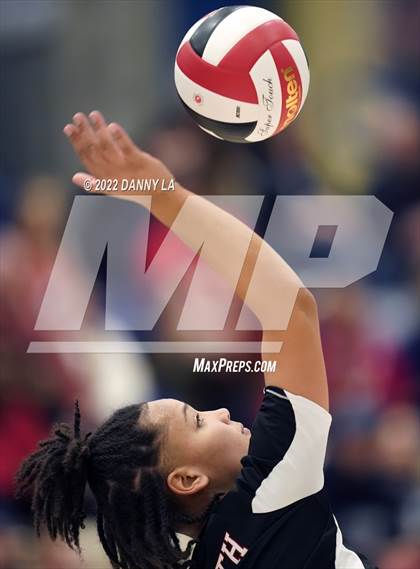 Thumbnail 2 in Northern vs. North Hagerstown (MPSSAA Class 3A Final) photogallery.