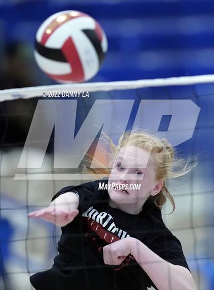Thumbnail 1 in Northern vs. North Hagerstown (MPSSAA Class 3A Final) photogallery.