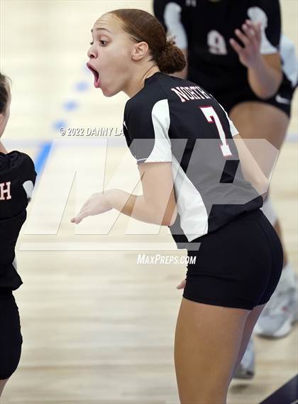 Thumbnail 3 in Northern vs. North Hagerstown (MPSSAA Class 3A Final) photogallery.