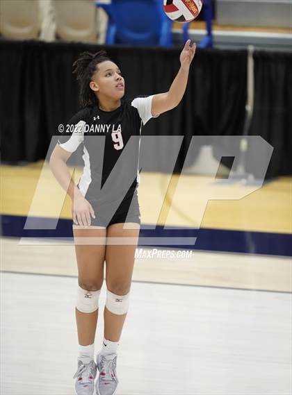Thumbnail 2 in Northern vs. North Hagerstown (MPSSAA Class 3A Final) photogallery.