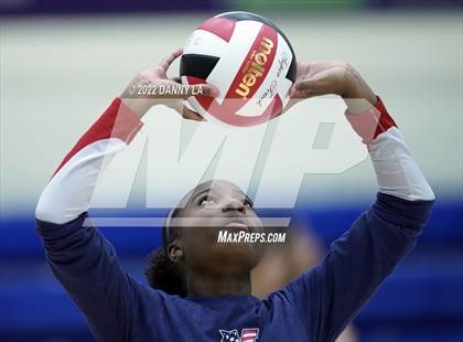 Thumbnail 2 in Northern vs. North Hagerstown (MPSSAA Class 3A Final) photogallery.