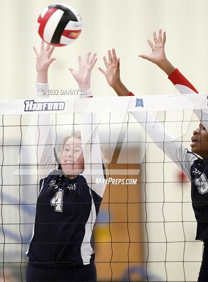 Thumbnail 2 in Northern vs. North Hagerstown (MPSSAA Class 3A Final) photogallery.