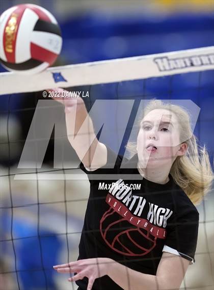 Thumbnail 3 in Northern vs. North Hagerstown (MPSSAA Class 3A Final) photogallery.