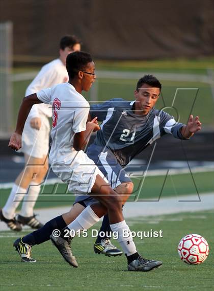 Thumbnail 2 in Lima Senior vs Temple Christian photogallery.