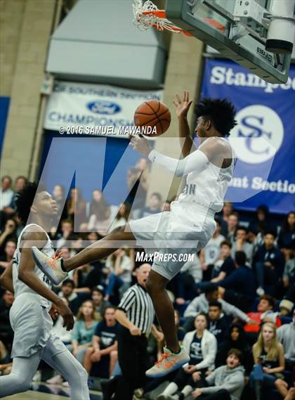 Thumbnail 1 in Sierra Canyon vs Oak Park (Sierra Canyon Invitational)  photogallery.