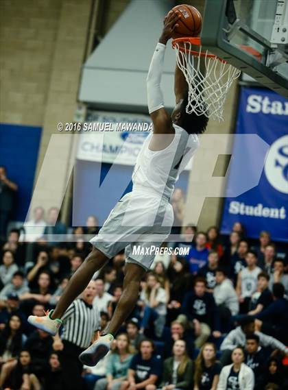 Thumbnail 1 in Sierra Canyon vs Oak Park (Sierra Canyon Invitational)  photogallery.