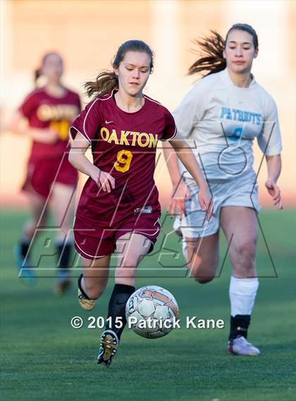 Thumbnail 2 in Oakton @ Yorktown photogallery.