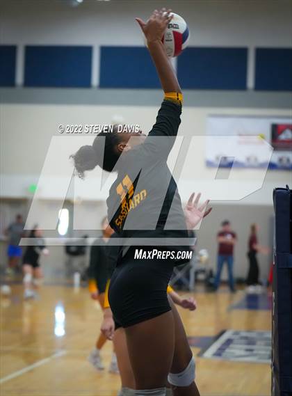 Thumbnail 2 in Youngker vs. Saguaro (Spiketown Invitational) photogallery.