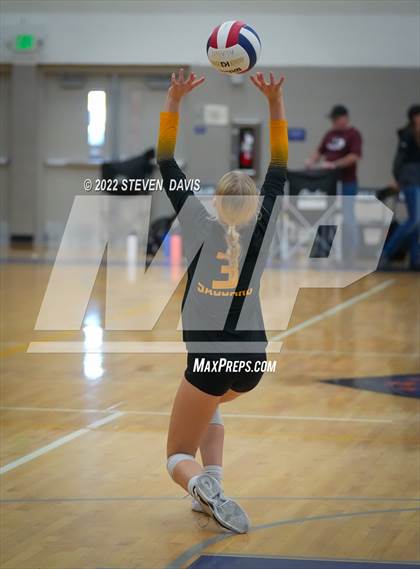 Thumbnail 2 in Youngker vs. Saguaro (Spiketown Invitational) photogallery.