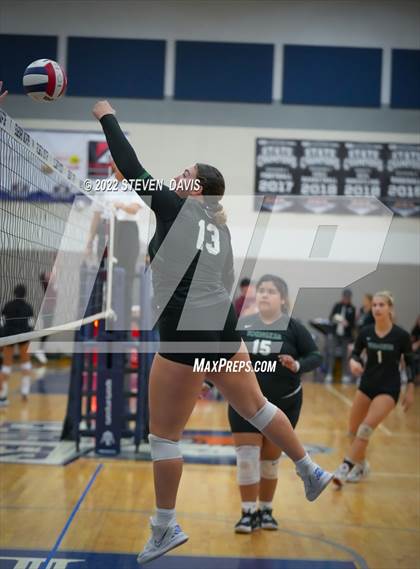 Thumbnail 2 in Youngker vs. Saguaro (Spiketown Invitational) photogallery.