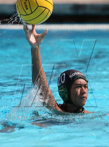 Thumbnail 2 in Nogales vs. Don Lugo photogallery.