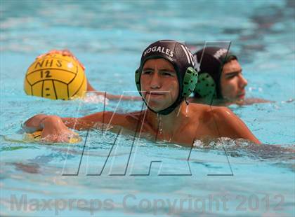 Thumbnail 3 in Nogales vs. Don Lugo photogallery.