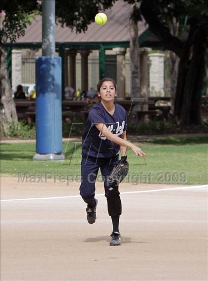 Thumbnail 3 in Firebaugh @ Bellarmine-Jefferson photogallery.