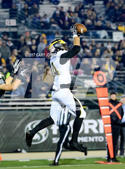 Thumbnail 2 in Granite Bay vs. Del Oro photogallery.
