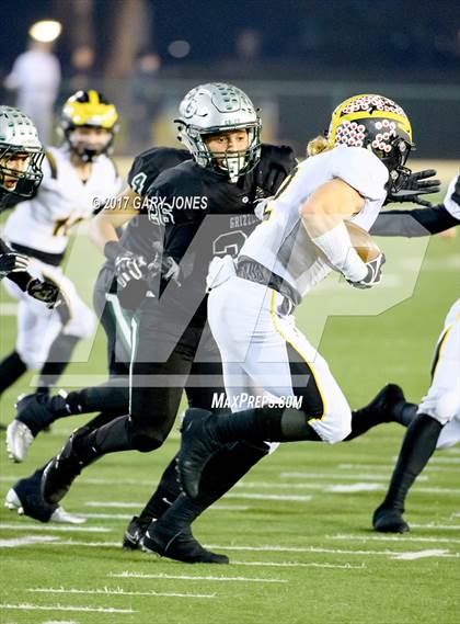Thumbnail 3 in Granite Bay vs. Del Oro photogallery.