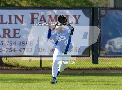 Thumbnail 3 in Lebanon vs Clarksville Academy photogallery.