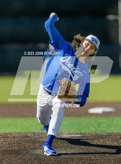 Thumbnail 1 in Lebanon vs Clarksville Academy photogallery.