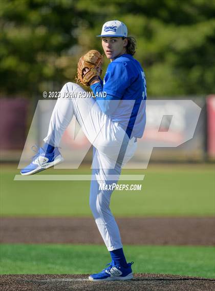 Thumbnail 1 in Lebanon vs Clarksville Academy photogallery.