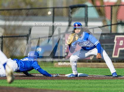 Thumbnail 3 in Lebanon vs Clarksville Academy photogallery.