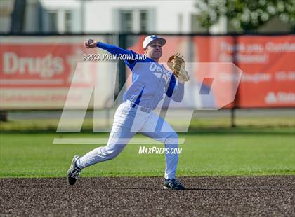 Thumbnail 3 in Lebanon vs Clarksville Academy photogallery.
