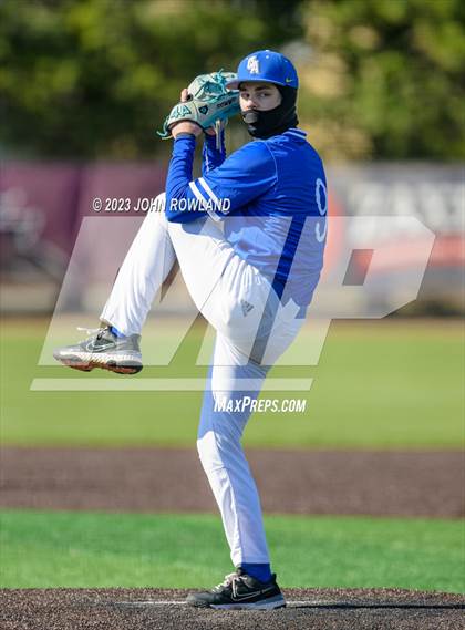 Thumbnail 3 in Lebanon vs Clarksville Academy photogallery.