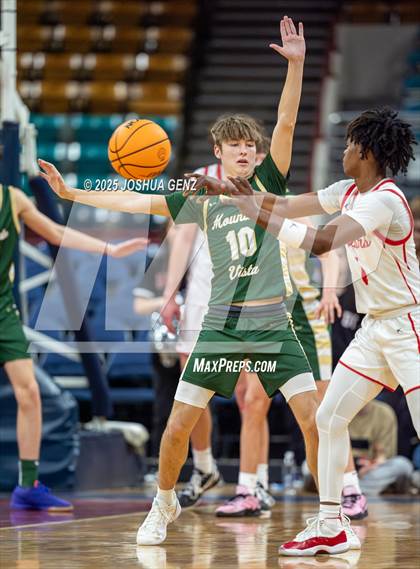 Thumbnail 1 in Mountain Vista vs Eaglecrest (CHSAA 6A Final Four) photogallery.
