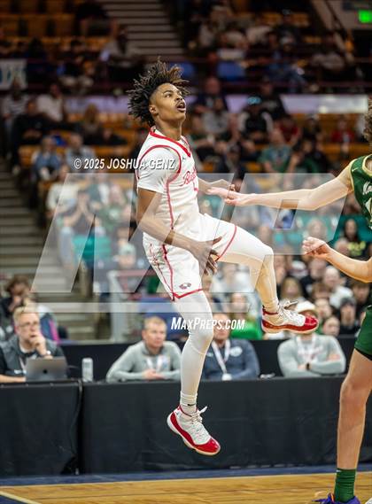 Thumbnail 3 in Mountain Vista vs Eaglecrest (CHSAA 6A Final Four) photogallery.