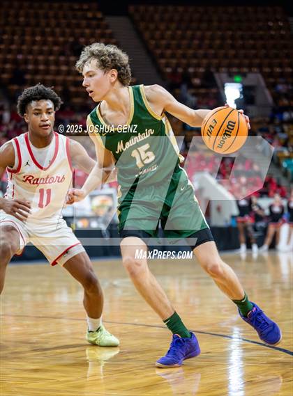 Thumbnail 1 in Mountain Vista vs Eaglecrest (CHSAA 6A Final Four) photogallery.