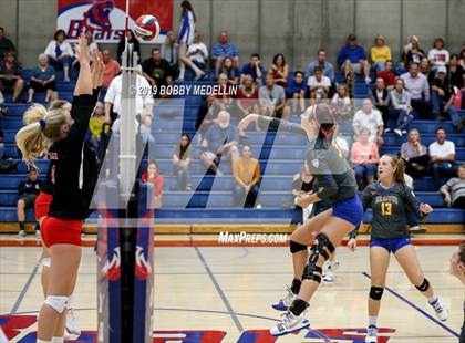 Thumbnail 1 in Clovis @ Buchanan photogallery.
