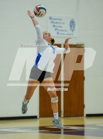 Thumbnail 2 in Notre Dame @ Girls Prep photogallery.