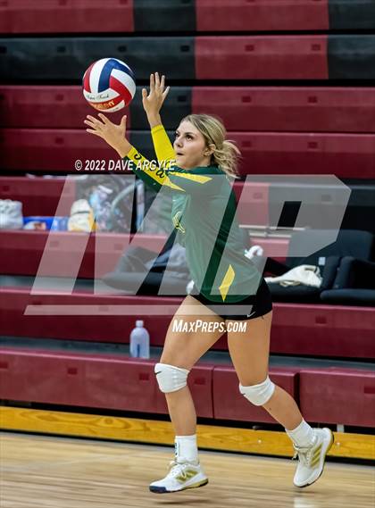 Thumbnail 3 in Bonneville vs. Fremont (5A/6A Volleyball Challenge) photogallery.