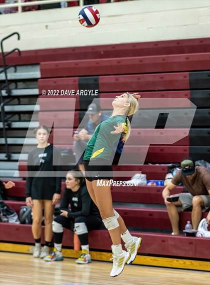 Thumbnail 3 in Bonneville vs. Fremont (5A/6A Volleyball Challenge) photogallery.