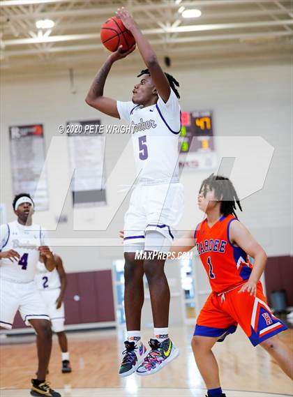 Thumbnail 1 in Booker vs. Hardee (Suncoast Holiday Classic) photogallery.