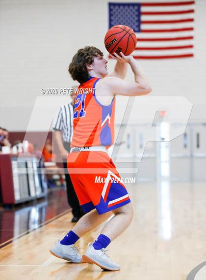 Thumbnail 2 in Booker vs. Hardee (Suncoast Holiday Classic) photogallery.