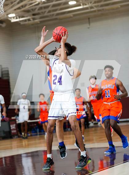 Thumbnail 2 in Booker vs. Hardee (Suncoast Holiday Classic) photogallery.