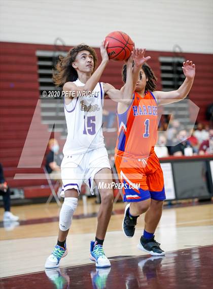 Thumbnail 3 in Booker vs. Hardee (Suncoast Holiday Classic) photogallery.