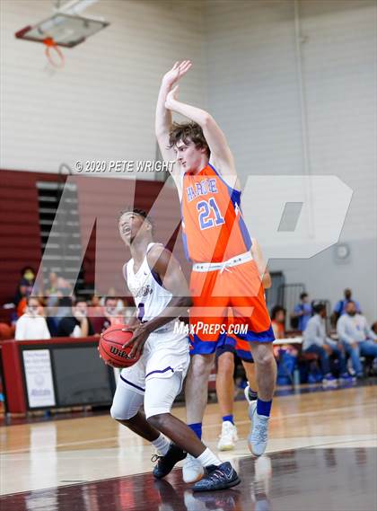 Thumbnail 2 in Booker vs. Hardee (Suncoast Holiday Classic) photogallery.