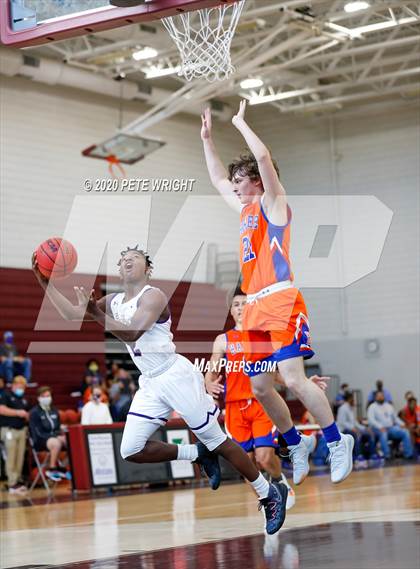 Thumbnail 3 in Booker vs. Hardee (Suncoast Holiday Classic) photogallery.