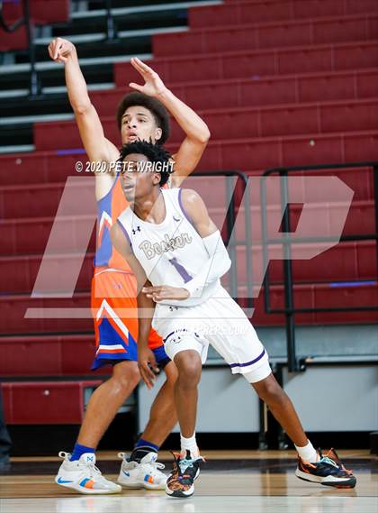 Thumbnail 2 in Booker vs. Hardee (Suncoast Holiday Classic) photogallery.