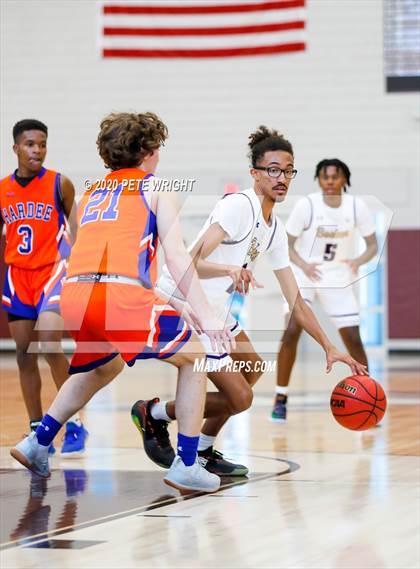 Thumbnail 1 in Booker vs. Hardee (Suncoast Holiday Classic) photogallery.