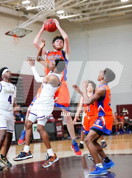Thumbnail 1 in Booker vs. Hardee (Suncoast Holiday Classic) photogallery.