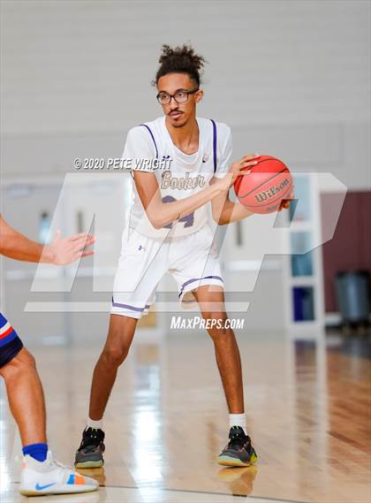 Thumbnail 2 in Booker vs. Hardee (Suncoast Holiday Classic) photogallery.
