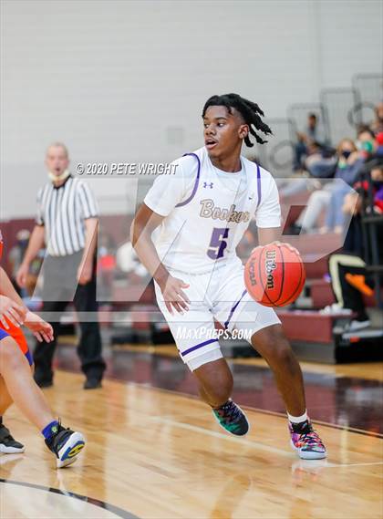 Thumbnail 2 in Booker vs. Hardee (Suncoast Holiday Classic) photogallery.