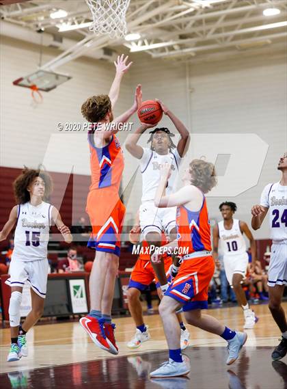 Thumbnail 3 in Booker vs. Hardee (Suncoast Holiday Classic) photogallery.