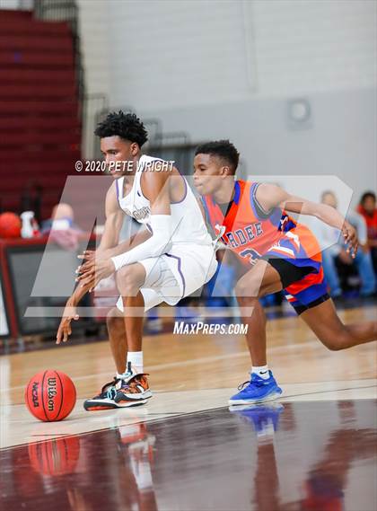 Thumbnail 3 in Booker vs. Hardee (Suncoast Holiday Classic) photogallery.