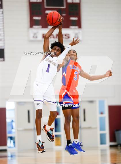 Thumbnail 2 in Booker vs. Hardee (Suncoast Holiday Classic) photogallery.