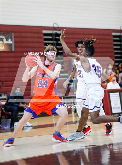 Thumbnail 1 in Booker vs. Hardee (Suncoast Holiday Classic) photogallery.