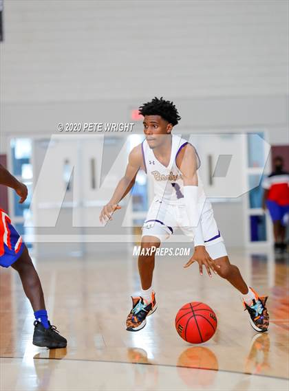 Thumbnail 2 in Booker vs. Hardee (Suncoast Holiday Classic) photogallery.